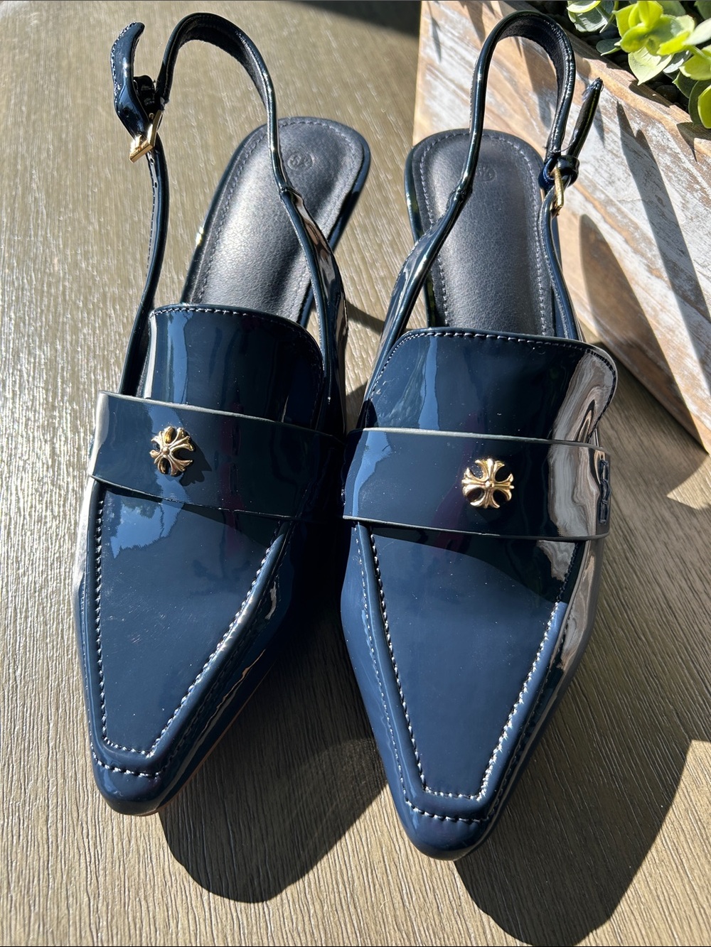 Women’s Navy Patent Slingback Kitten Heel with Decorative Gold Accent. Size 6.5